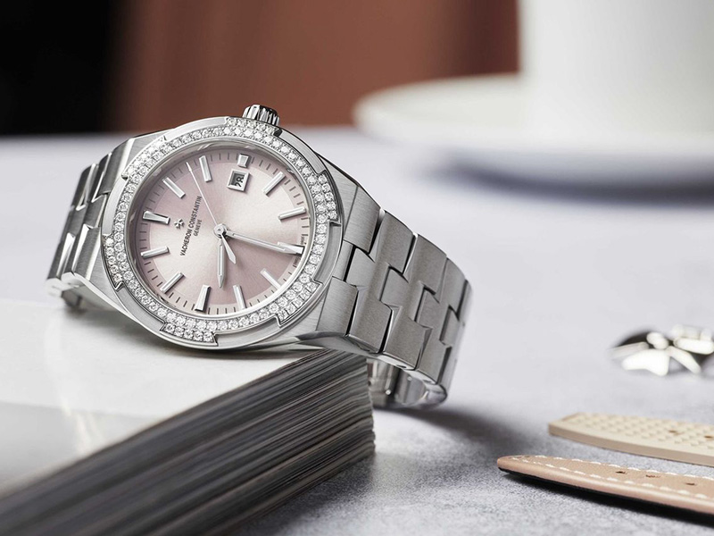 ساعات أسطورية من دار ڤاشرون كونستنتان في معرض watches and wonders 2023
